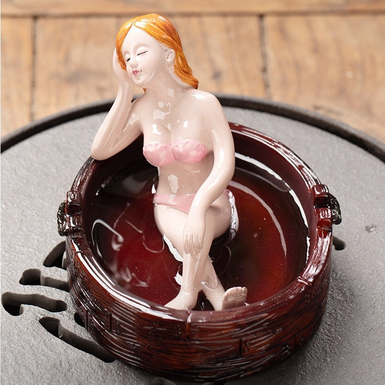 Live Color-Changing Decor: Modern Girl Statue | Heat-Activated, Reversible Color Magic for Desk &amp; Home